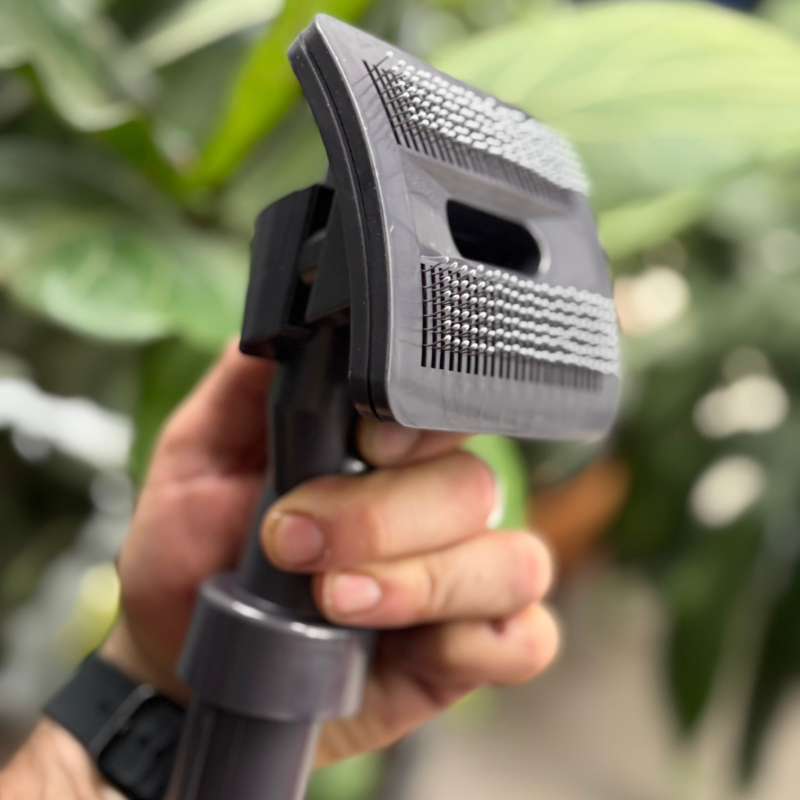 Fetch&Pooch™ Groominator